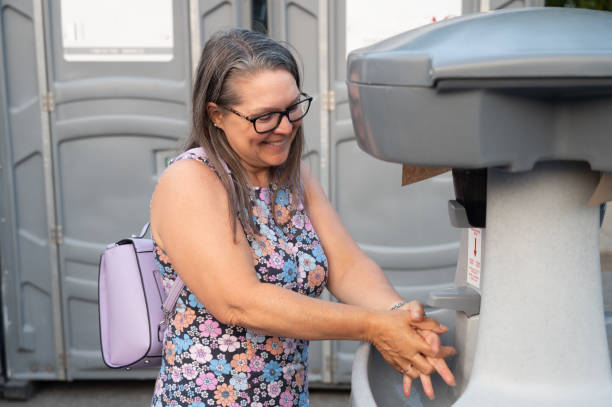 Portable sink rental in Dowagiac, MI